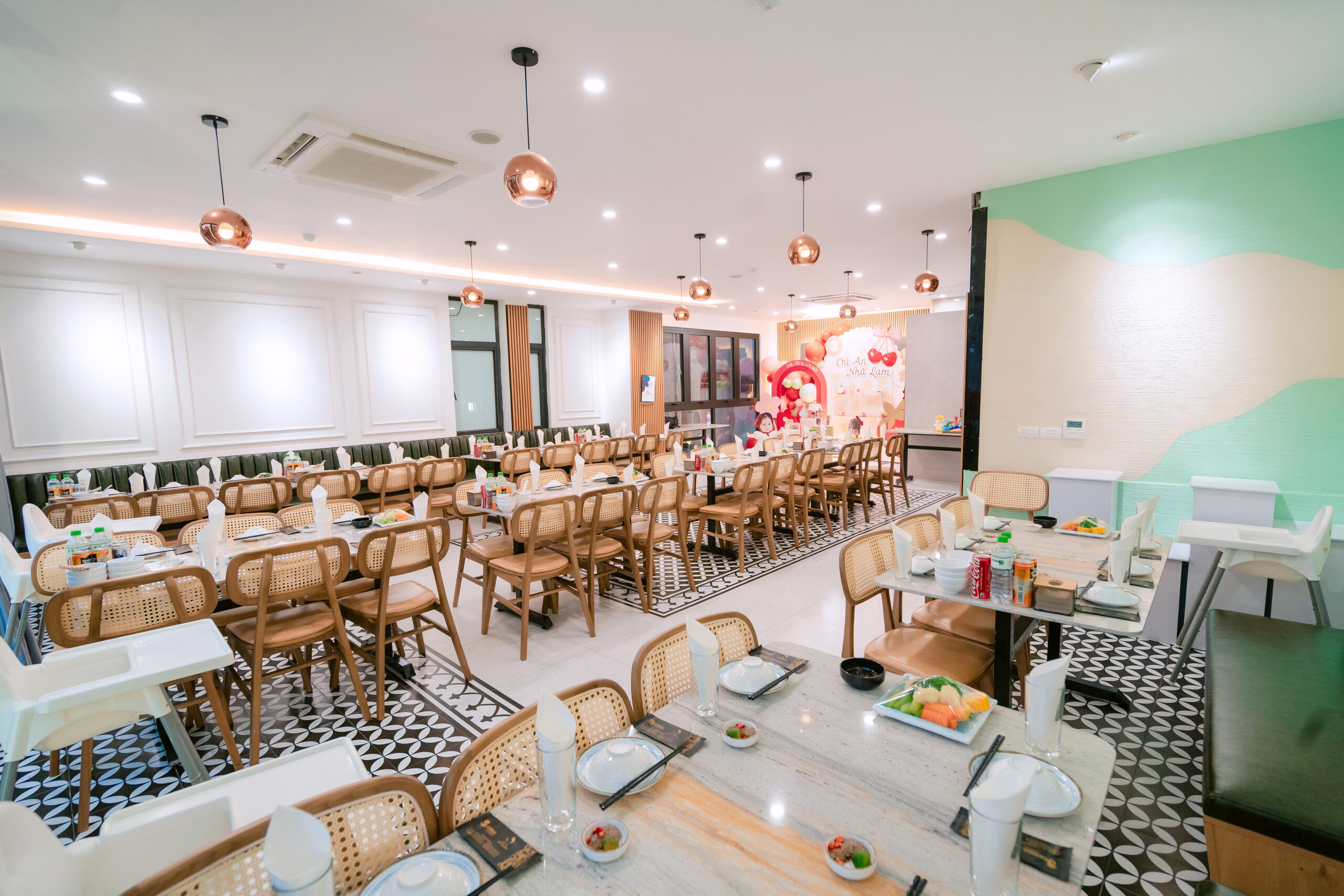 địa điểm tổ chức year end party ở hà nội 