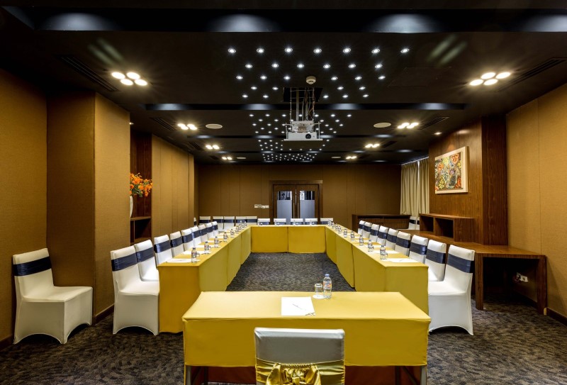 Conference Venues in Central Hanoi - meeting room Authentic Hanoi